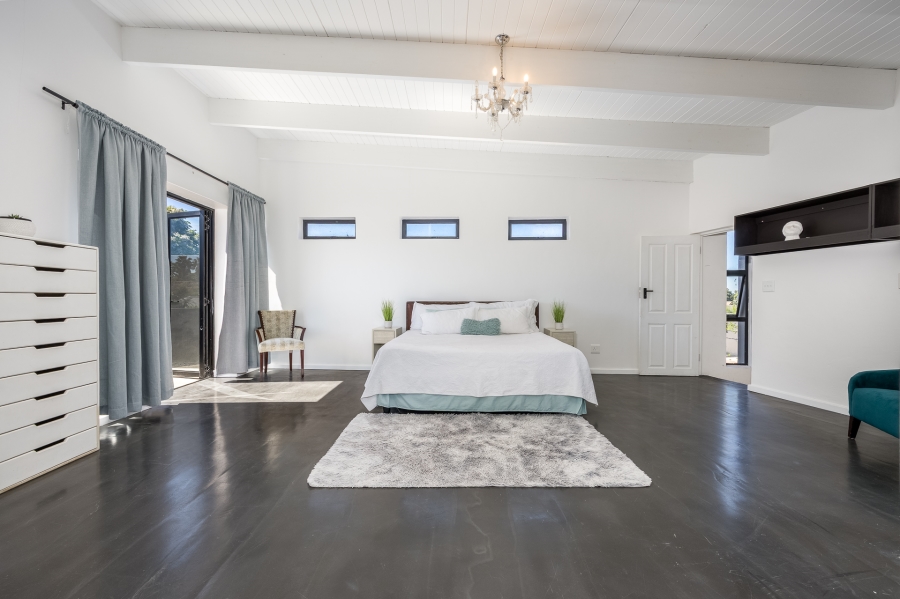 5 Bedroom Property for Sale in Elim Western Cape